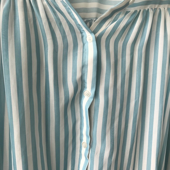Oversized striped shirt - Picture 4 of 4